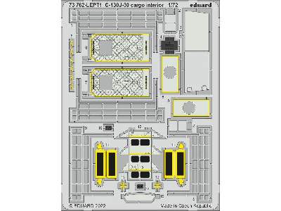 C-130J-30 cargo interior 1/72 - Zvezda - image 1