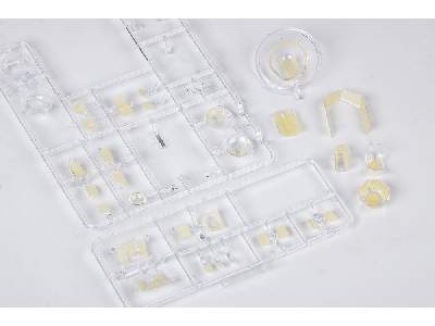 B-17G TFace 1/48 - Hong Kong Models - image 3