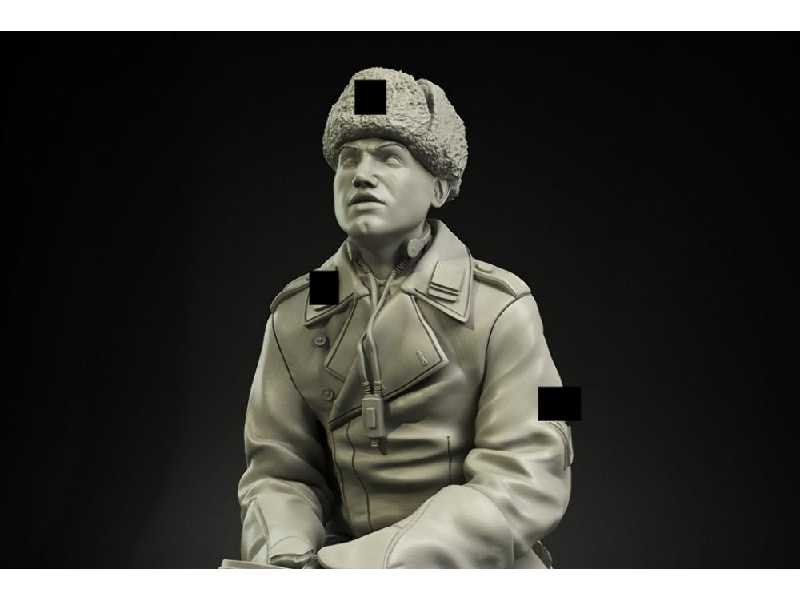 Waffen-ss Tank Commander Kharkov - image 1