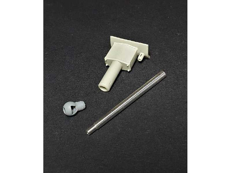 Pz.Kpfw Iv F2/G Mantlet With Kwk40/L43 Gun (Early Muzzle Brake) - image 1 Pz.Kpfw Iv F2/G Mantlet With Kwk40/L43 Gun (Early Muzzle Brake) - image 1