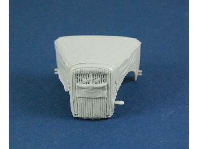 Opel Blitz Engine Deck With Winter Canvas - image 2