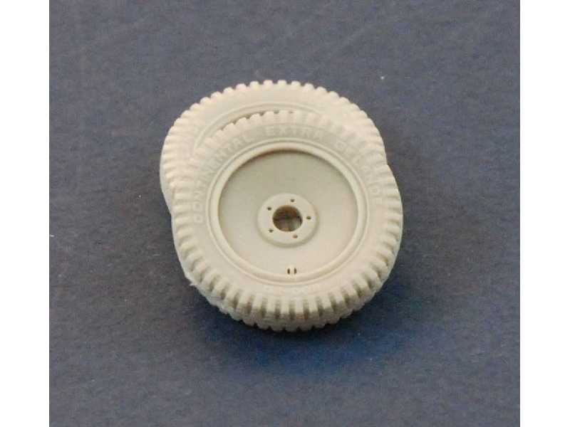 Spare Wheels For Sd.Kfz 10 & 250 (Gelande Pattern ) - image 1