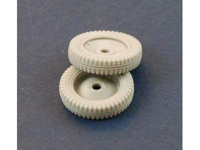 Spare Wheels For Sd.Kfz 10 & 250 (Gelande Pattern ) - image 2