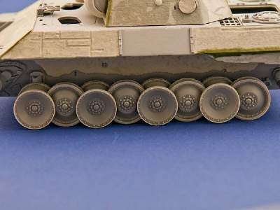 Burn Out Wheels For Panther Tank - image 2