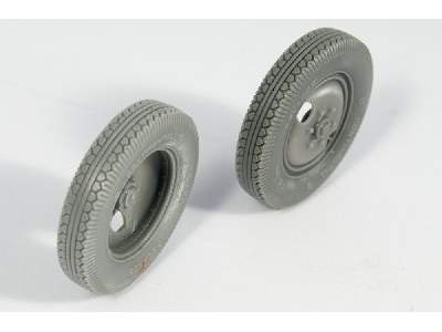 Mercedes 1500 Early 2 Holes Road Wheels (Commercial Pattern) - image 2