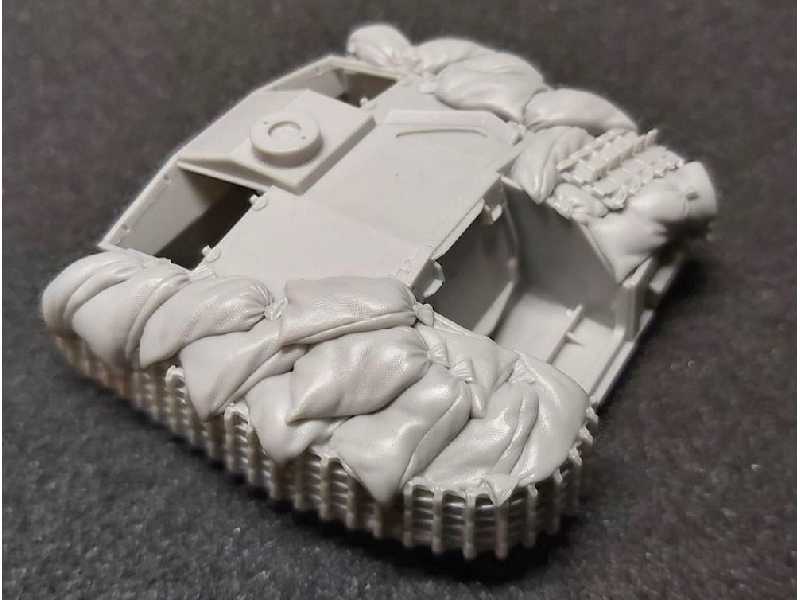 Stug Iiif Sandbags Armor - image 1