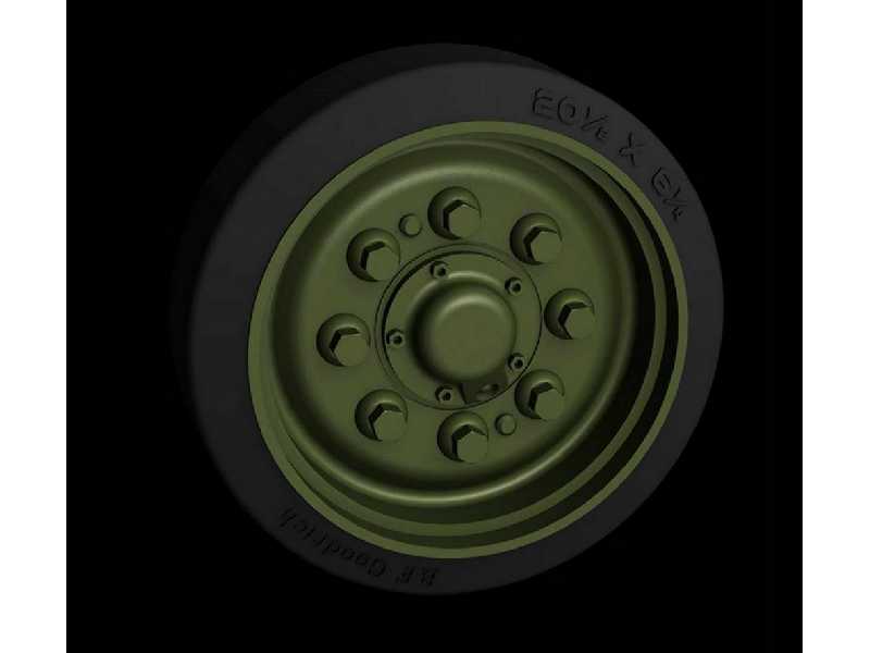 M4 "sherman" Hvss Road Wheels - image 1