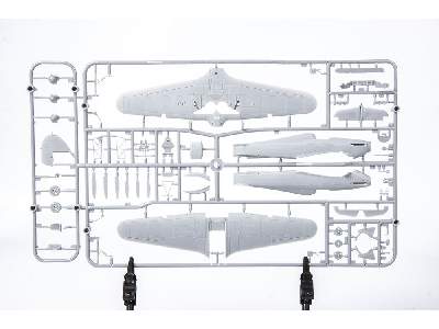 Hurricane Mk. I 1/72 - image 7