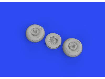 OV-10 wheels 1/48 - ICM - image 2