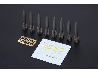 British 1000lb retarded bombs w_960 fuse 1/72 - image 7