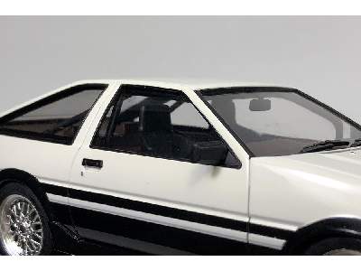 Akiyama Wataru Ae86 Levin (Toyota) - image 4