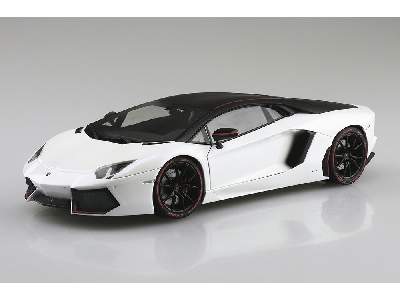 '14 Lamborghini Aventador Pirelli Edition - image 2