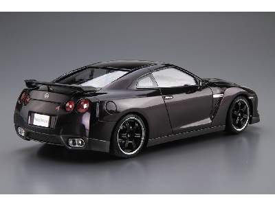 Nissan R35 Gt-r Spec-v '09 - image 3