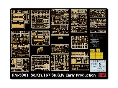 Sd.Kfz.167 StuG.IV Early Production w/full interior & workable track links - image 2