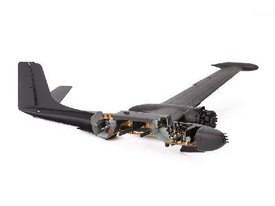 B-26K Invader bomb bay 1/48 - ICM - image 2