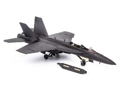 EA-18G 1/48 - HOBBY BOSS - image 18