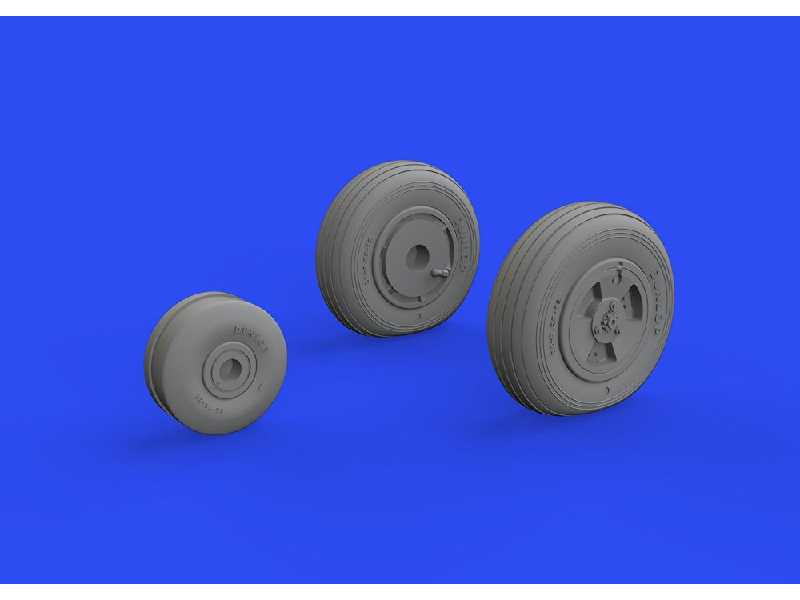 Vampire F.3 wheels 1/48 - image 1