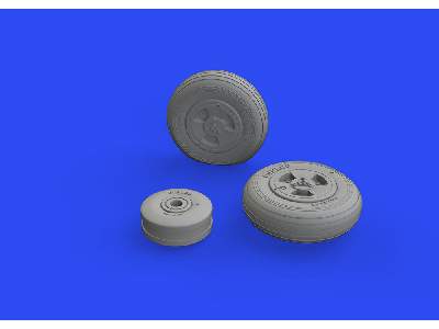 Vampire F.3 wheels 1/48 - image 3