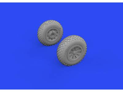 P-51B/ C wheels diamond tread 1/72 - ARMA HOBBY - image 1