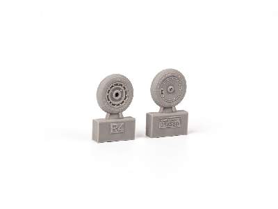 Fw 190D wheels 1/72 - IBG - image 4