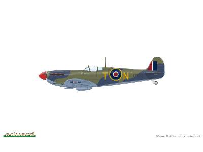 Spitfire Mk. Vb late 1/48 - image 18