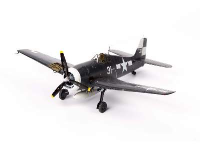 F6F-5 1/48 - image 3