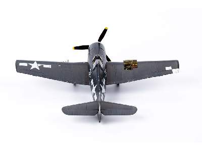 F6F-5 1/48 - image 11