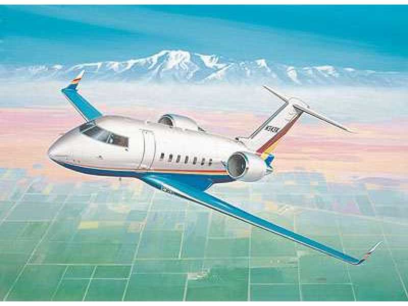 Bombardier Challenger CL 604 - image 1