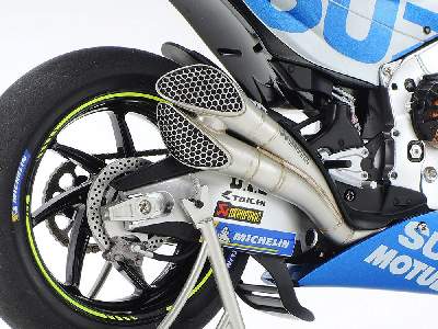 Team Suzuki ECSTAR GSX-RR '20 - image 5