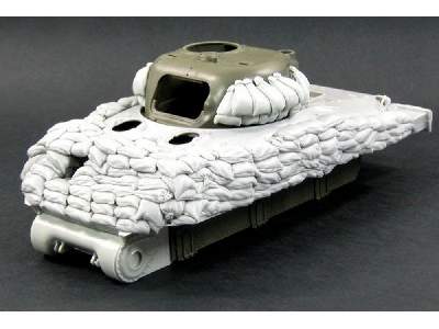 Heavy Sand Armor For M4a1 Tank (Early Hull) - image 1