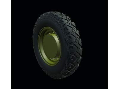 Land Rover Defender Road Wheels (Goodyear) - image 1