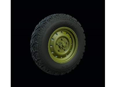 Land Rover Defender Road Wheels (Goodyear) - image 2
