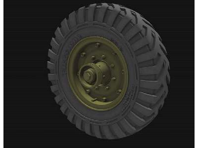 Fordson Wot 6 Road Wheels (Dunlop) - image 2