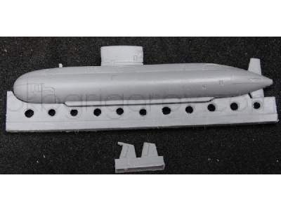 Royal Navy Upholder/Victoria Class Submarine - image 2