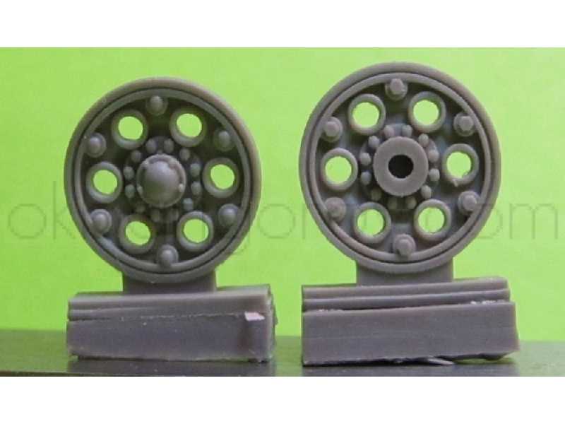 Sprocket Wheel For T-34,mod.1940 Type 1 (6 Per Set) - image 1 Sprocket Wheel For T-34,mod.1940 Type 1 (6 Per Set) - image 1