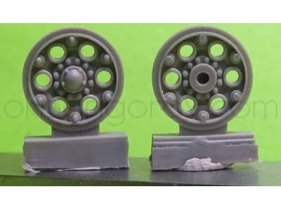 Sprocket Wheel For T-34,mod.1940 Type 2 (6 Per Set) - image 1