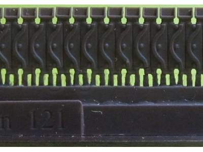 Tracks For M4 Family, T62 With Extended End Connectors Type 1 - image 1