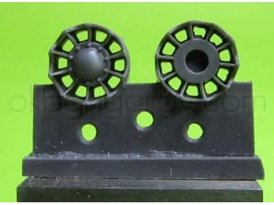 Idler Wheel For T-54/55/62 (10 Per Set) - image 1