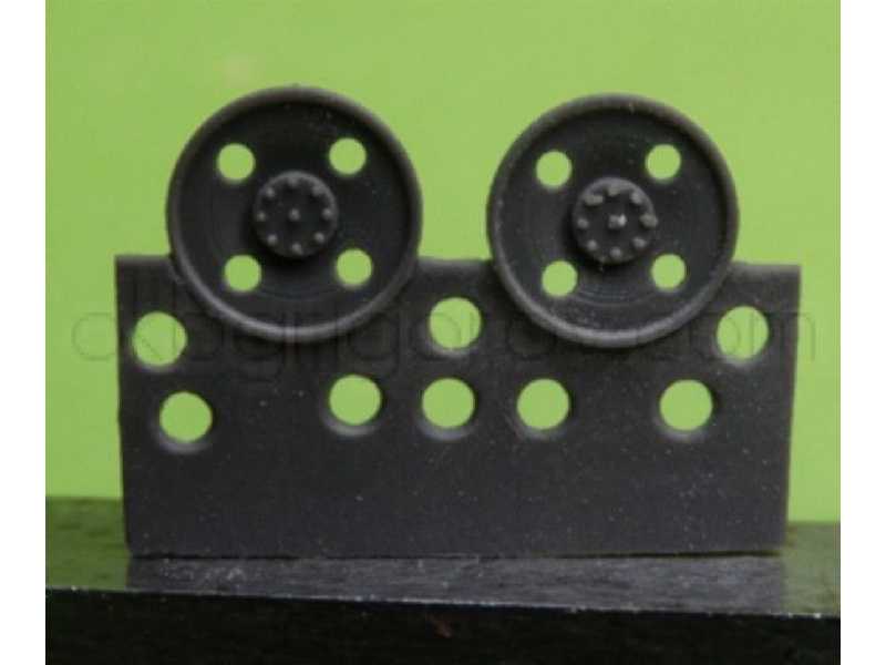 Idler Wheel For Hetzer, Type 8 (10 Per Set) - image 1