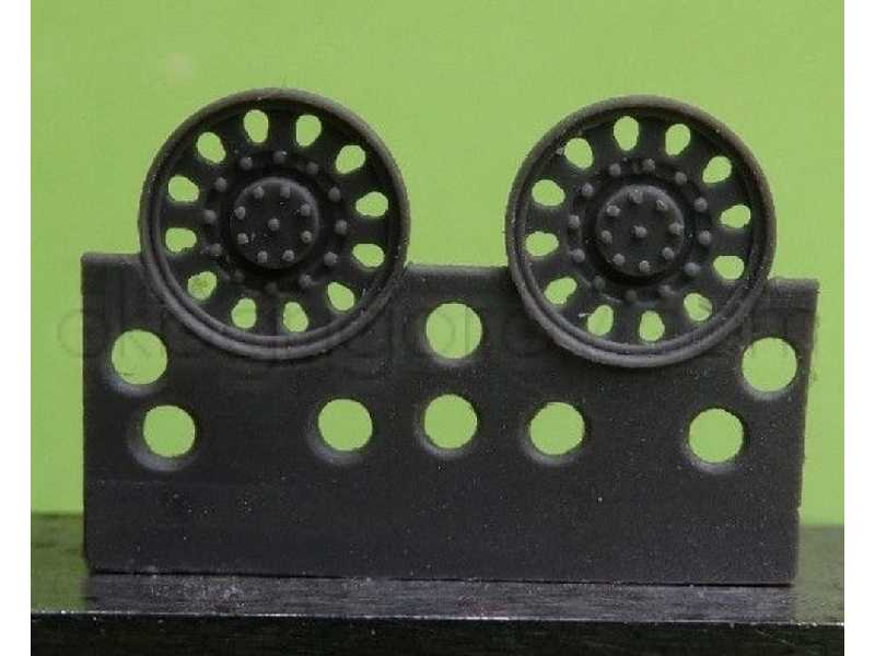 Idler Wheel For Pz.38 (10 Per Set) - image 1