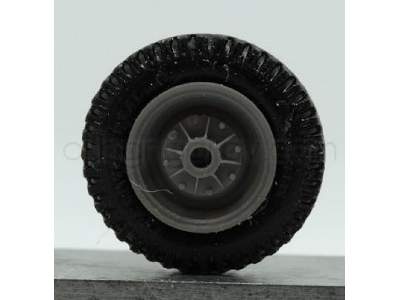 Wheels For Sd.Kfz.251, Type 1 (6 Per Set) - image 1