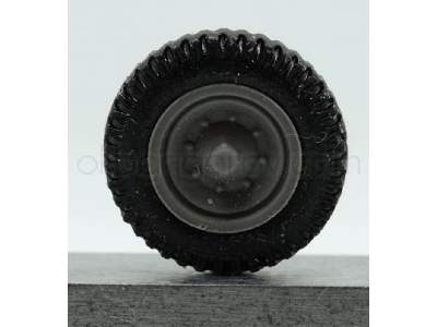 Wheels For Sd.Kfz.251, Type 1 (6 Per Set) - image 3