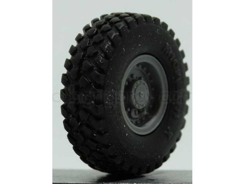 Wheels For Stryker Dragoon - image 1