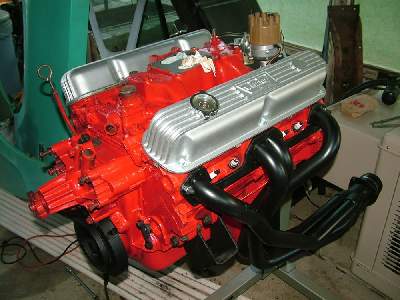1392 - Chrysler Usa Red Engine Paint - image 2