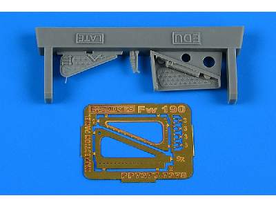 Fw 190 inspection panel - late - image 1