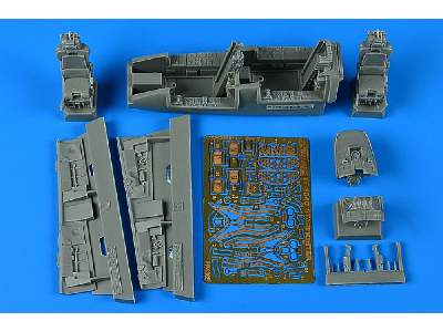 TF-104G Starfighter cockpit set - image 1