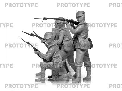 WWI Italian Infantry In Armor - image 3