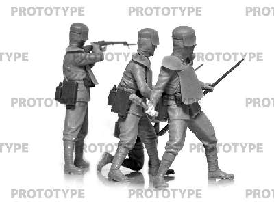 WWI Italian Infantry In Armor - image 7