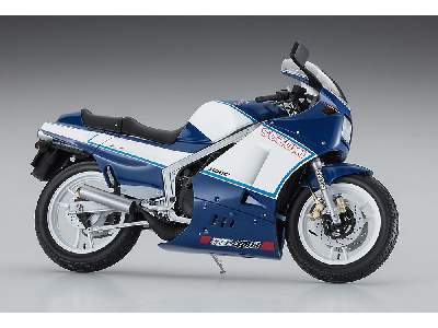 Suzuki Rg400 Late Version Blue/White Color W/Under Cowl (1986) - image 2