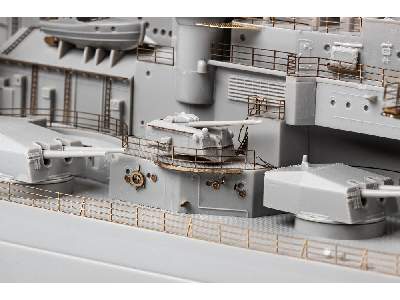 Tirpitz 1/350 - TRUMPETER - image 7